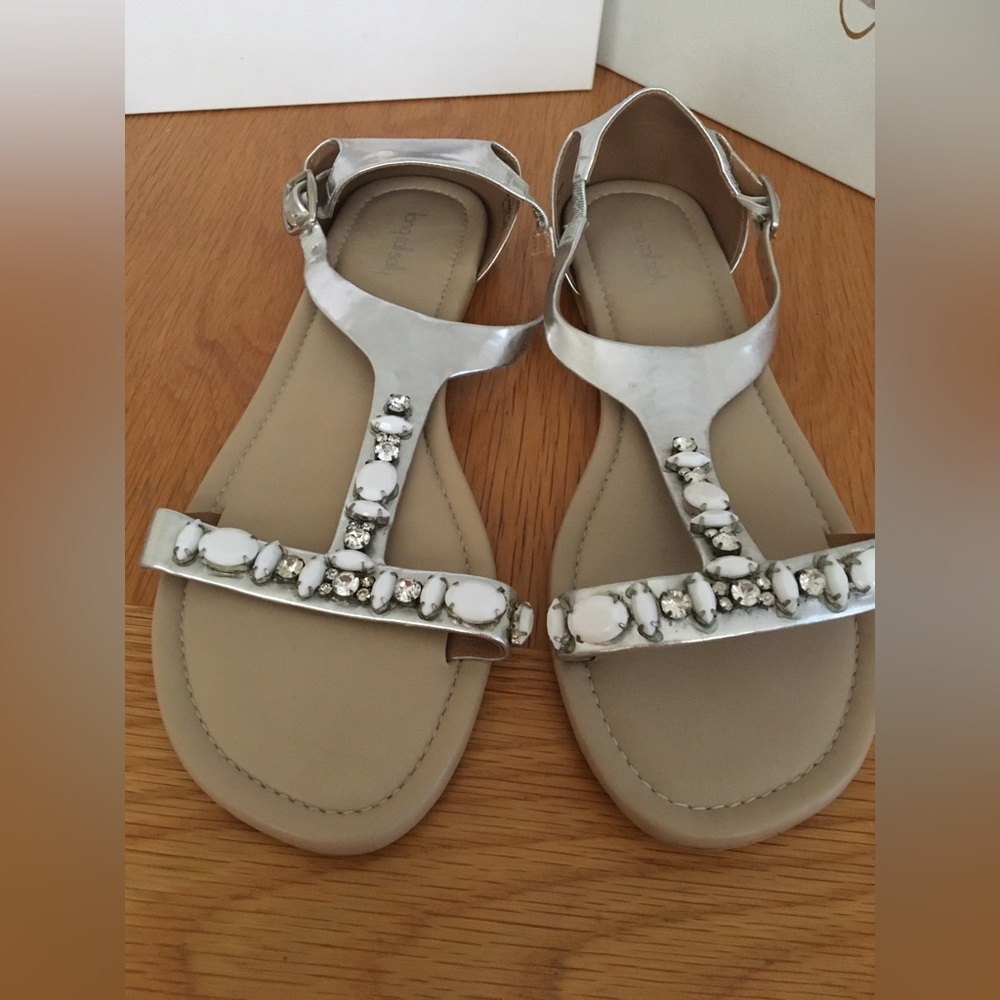 Sz 13W silver sandals with rhinestone embellishment new with tags